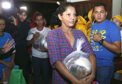Familias de San Juan del Sur afectadas por las lluvias reciben víveres y frazadas