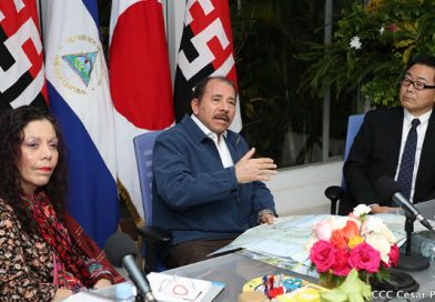 Encuentro de Comandante Daniel y Compañera Rosario con Vicepresidente del JICA