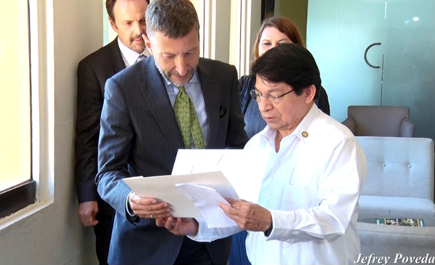Canciller Denis Moncada sostiene reunión con Embajador de Suiza