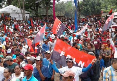 Waslala rinde homenaje al Comandante Carlos entregándole la victoria