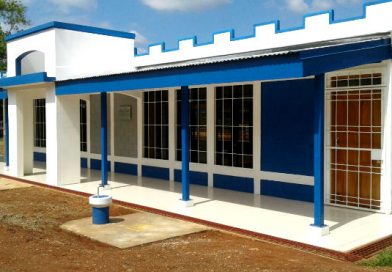 Nueva Guinea: MINED entrega moderno centro de estudios en colonia Yolaina