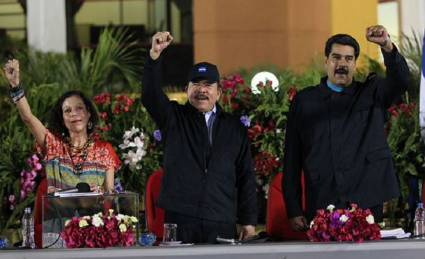 Compañera Rosario y Comandante Daniel saludan el cumpleaños 55 del presidente Nicolás Maduro