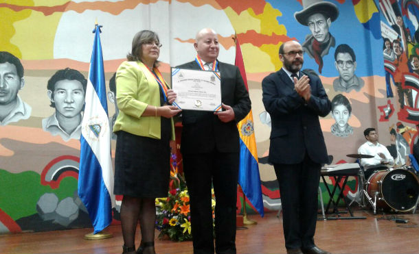 UNAN-Managua entrega título honorífico “Doctorado Honoris Causa en Educación” al Ingeniero Telémaco Talavera