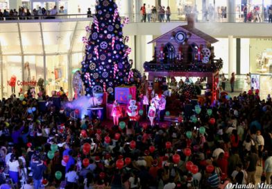 Centros comerciales inauguran la temporada navideña
