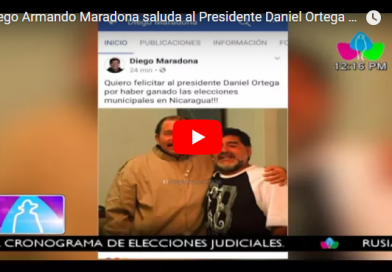 Diego Armando Maradona saluda al Presidente Daniel Ortega por victoria del Frente Sandinista