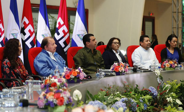 Comandante Daniel y Compañera Rosario rinden homenaje al Comandante Fidel Castro Ruz