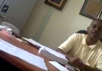 (+Vídeo) Profesor manipula a estudiante: Si no me lo das, no te paso de curso!