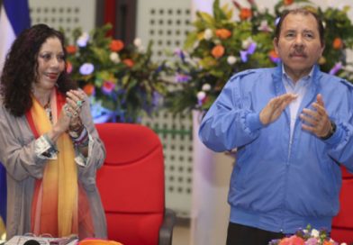 Comandante Daniel y Compañera Rosario saludan victoria de PSUV en las elecciones municipales