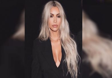 Kim Kardashian expone su derrière al desnudo