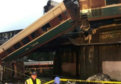 Al menos seis muertos por descarrilamiento de tren en EE.UU.