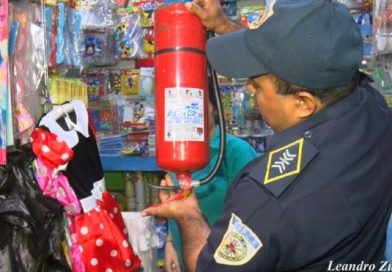 Bomberos inspeccionan mercado Roberto Huembes