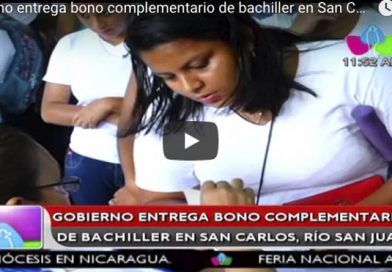 Gobierno entrega bono complementario de bachiller en San Carlos, Río San Juan