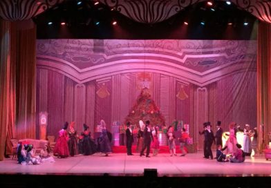Familias disfrutaron de la obra de teatro El Cascanueces