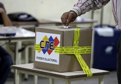 Chavismo arrasa en Venezuela al lograr más de 300 alcaldías en todo el país