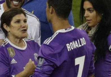 Georgina Rodríguez "golpea" a la mamá de Cristiano para que vea el juego