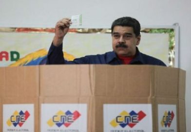 Presidente Maduro vota y resalta que los comicios son confiables y auditados