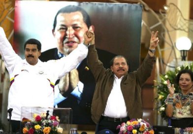 Mensaje del Presidente Comandante Daniel Ortega y la Compañera Rosario al Presidente Nicolás Maduro