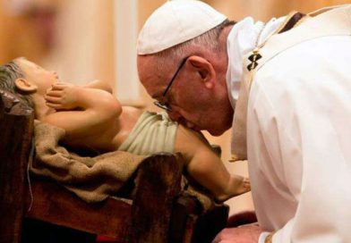 El Papa en la Misa de Navidad: El Nacimiento de Jesús cambia para siempre nuestra historia