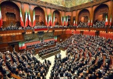 Presidente italiano anuncia disolución del Parlamento