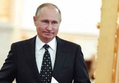 Putin acude personalmente a inscribir su candidatura a presidente