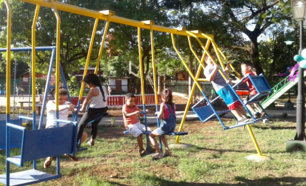 Chinandega: Familias de la comunidad Santa Ana inauguran atractivo parque natural