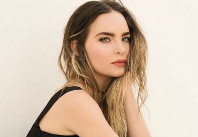 Belinda cautiva a sus fans al posar en sexy lencería transparente