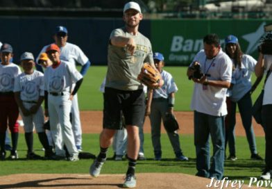 Jugadores de Grandes Ligas imparten Clínicas de Béisbol a niños y niñas