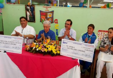 Lotería Nacional entrega utilidades al IND y MIFAN