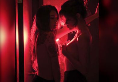 Estas DJ no solo tocan en fiestas sino que también les encanta tocar otra cosa de los hombres