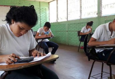 Inician exámenes de reparación en centros educativos del país