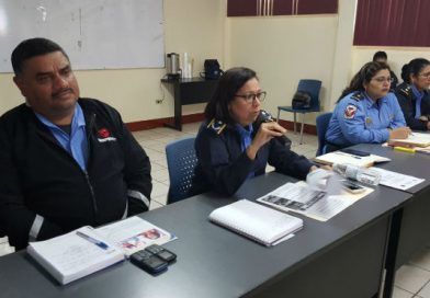 Inspeccionan y capacitan a personal de recorridos escolares