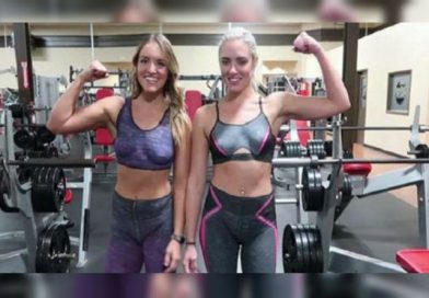 A estas modelos les gusta hacer ejercicios sin ropa