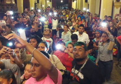Tigres de Chinandega continúan celebrando su triunfo con fanaticada
