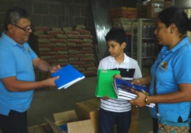 Alcaldía de Masaya entrega útiles escolares para hijos de los trabajadores