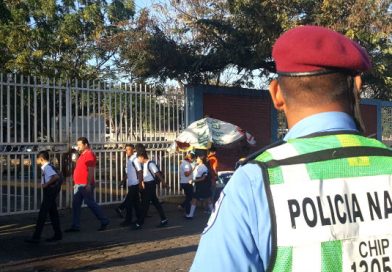 Policía Nacional garantiza seguridad en Centros Escolares