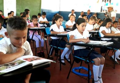 Estudiantes de El Tuma - La Dalia inician año escolar con nueva escuela
