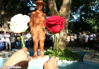 Juventud Sandinista rinde homenaje al General Sandino