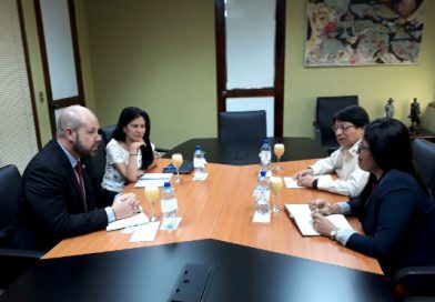 Nuevo representante de la FAO presenta credenciales a Canciller de la República