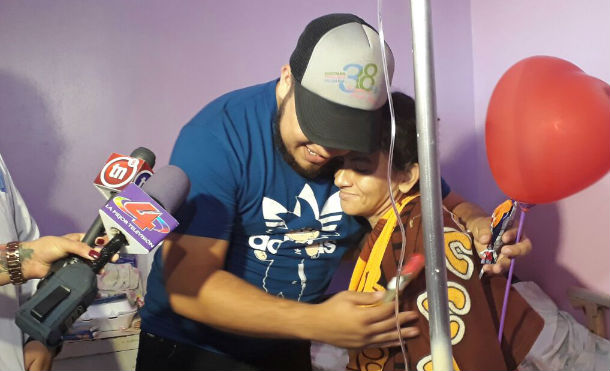 Promotoría Solidaria lleva mensaje de amor y solidaridad a pacientes del Bertha Calderón