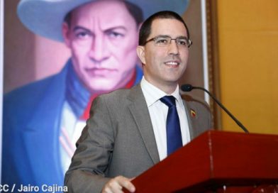 Canciller Jorge Arreaza: “Revolución Bolivariana apuesta al diálogo y la unidad de los pueblos”