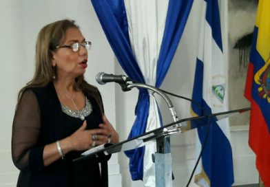 Embajadora de Ecuador presenta libro sobre el poeta Rubén Darío