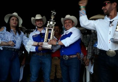 El Tuma - La Dalia cierra sus fiestas patronales con tertulia hípica