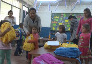 Gobierno finaliza entrega de útiles escolares a niños del municipio de Dipilto