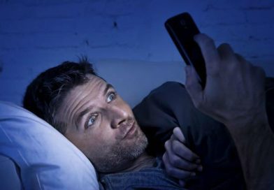 Estas son algunas razones por las que algunos hombres casados siguen viendo pornografías