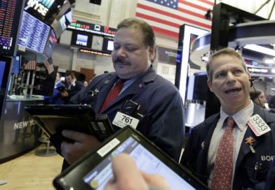 Wall Street se desploma y el Dow Jones registra la mayor caída en puntos de su historia