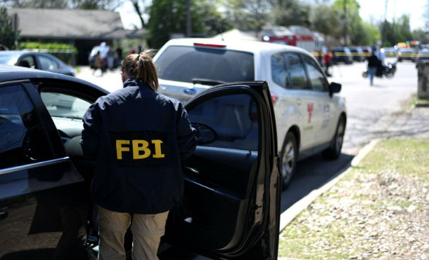 Texas cree que las explosiones de tres paquetes bomba en Austin en 10 días están vinculadas