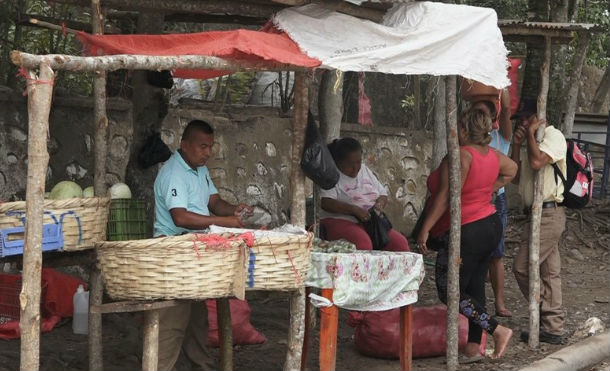 Vendedores de Wiwilí en Jinotega enardecidos por cobro de autoridades liberales