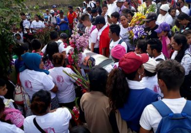 Dan último adiós a Yesbelin María Espinoza Calero