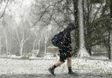 Cancelan cerca de 2,800 vuelos por otra tormenta de nieve que afecta al noreste de EEUU