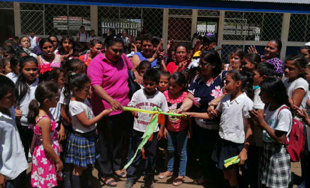 MINED inaugura obras de infraestructura en centros educativos de Chinandega 